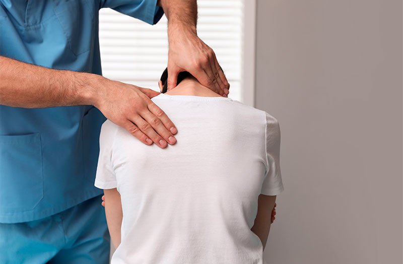 neck pain chiropractor in San Diego